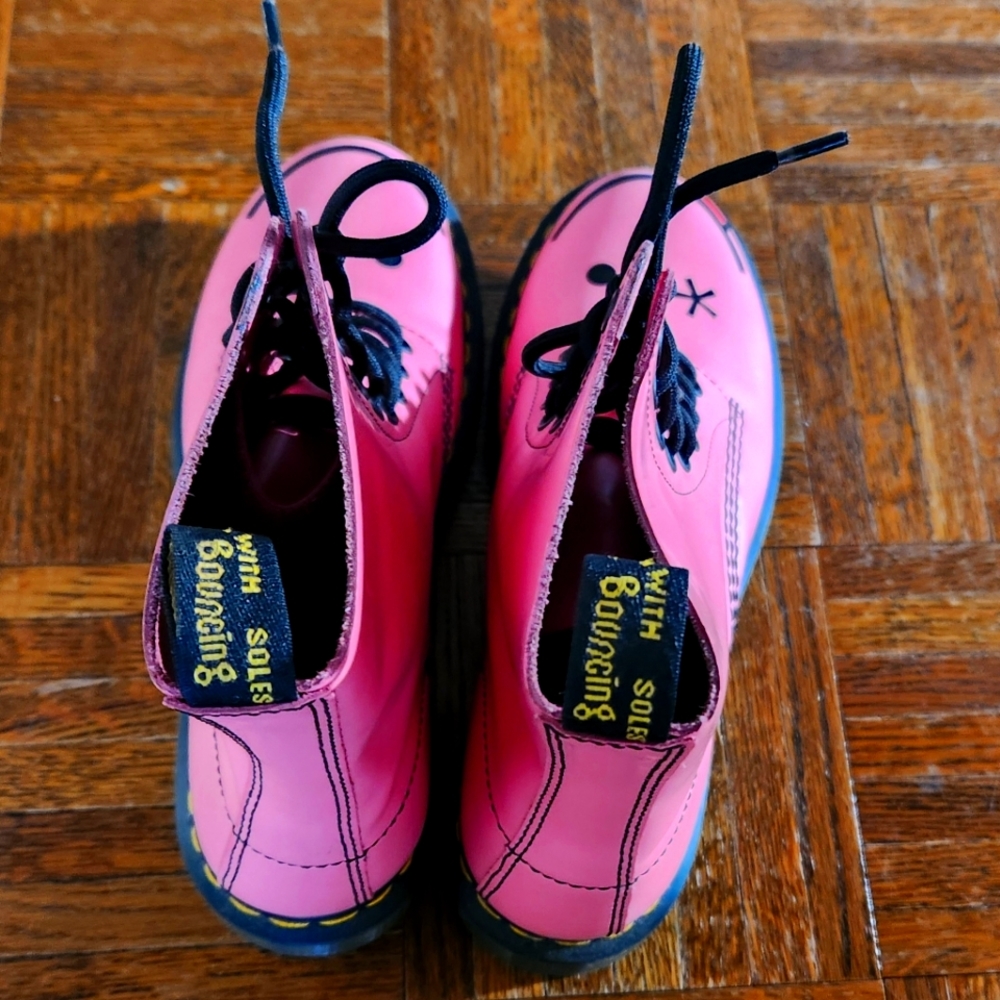 Made in Asia Doc Marten Boots - Picture 4 of 9